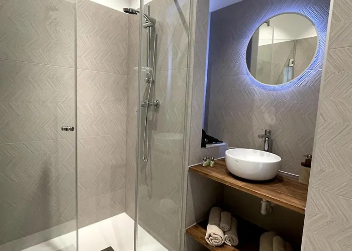 K - Spacious - Viennese Charm Apartment *